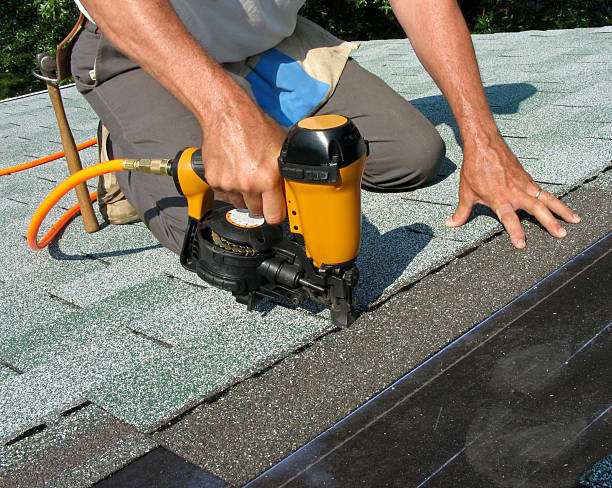 Roof Gutter Cleaning in Solomons, MD